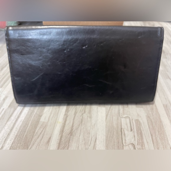 CC Skye clutch - HTF NO LONGER MADE! - Picture 5 of 9